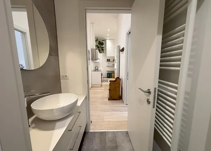 Coroneo 21 דירה *