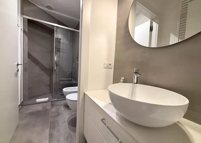 Daire Coroneo 21 Trieste