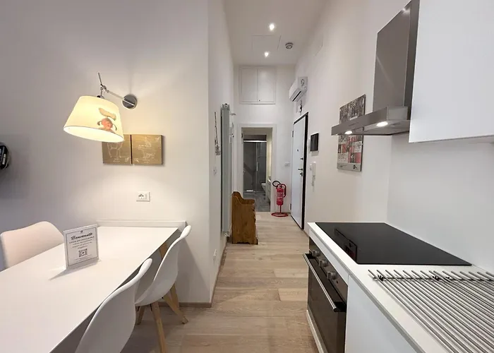 Coroneo 21 * Trieste